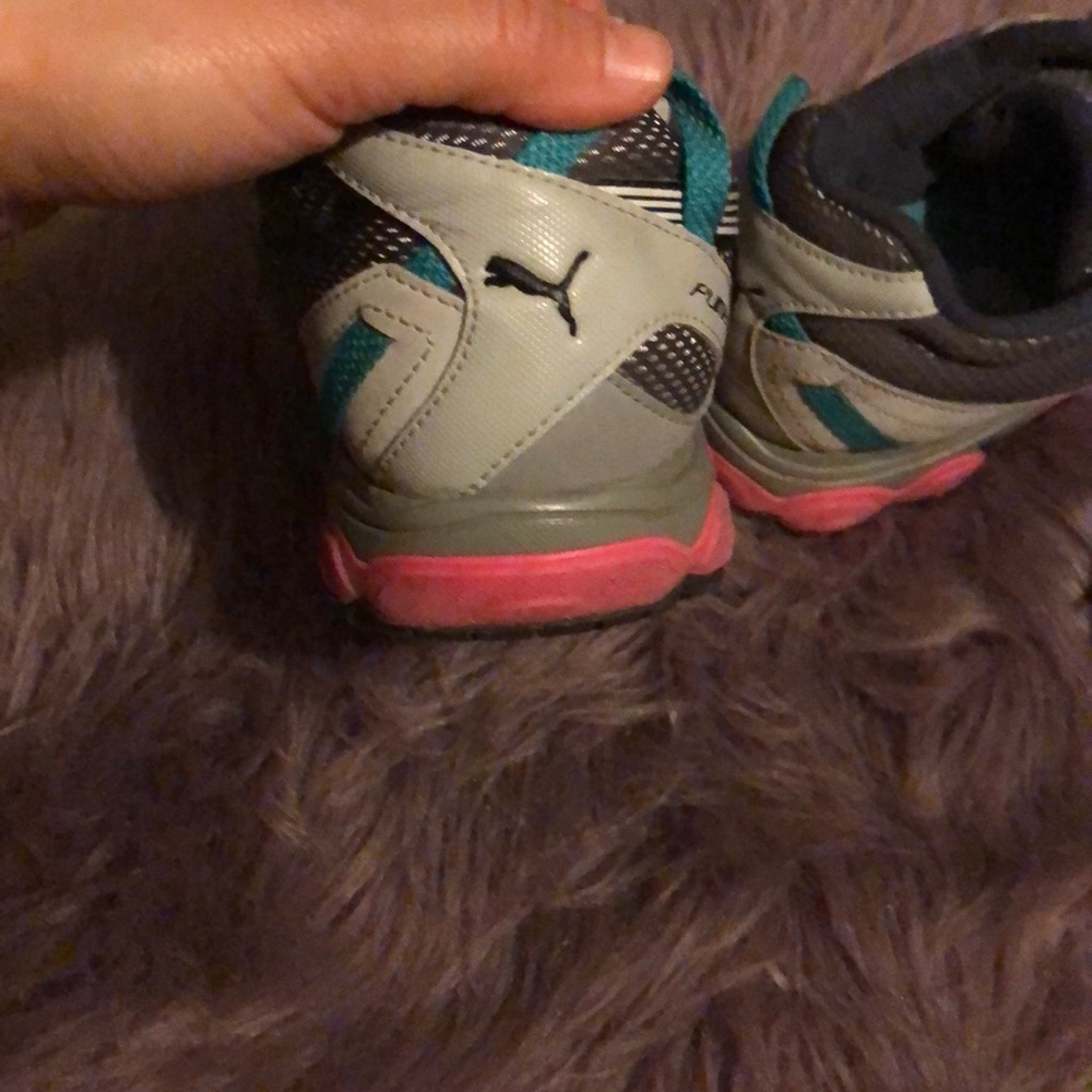 Puma - Picture 2 of 4